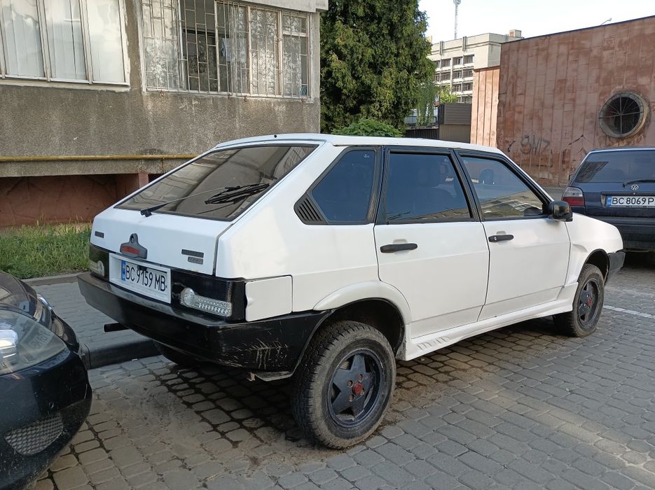 Продам ВАЗ 2109 .