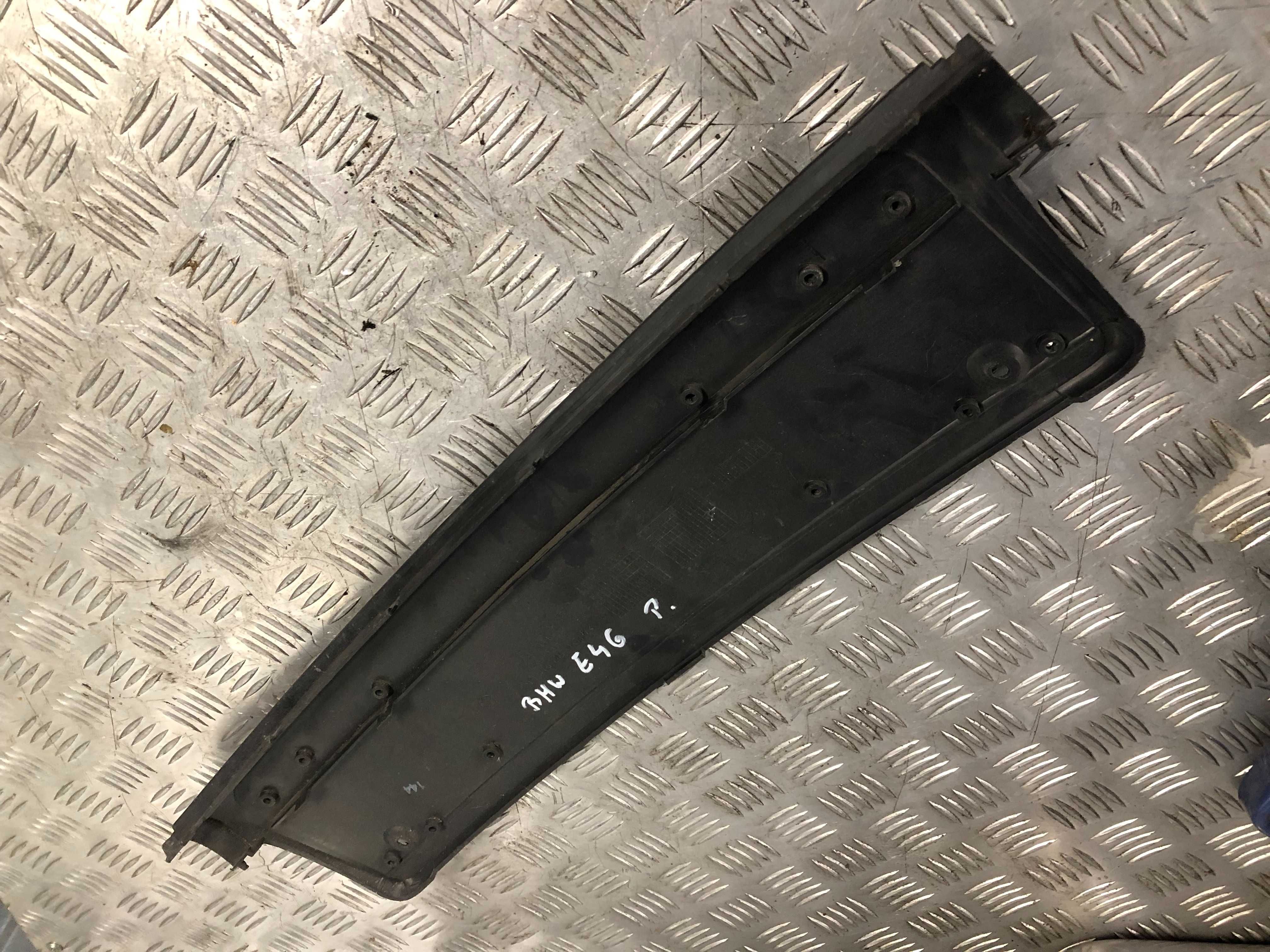 Podkładka listwa pod tablicę rejestracyjną Bmw E46 Lift