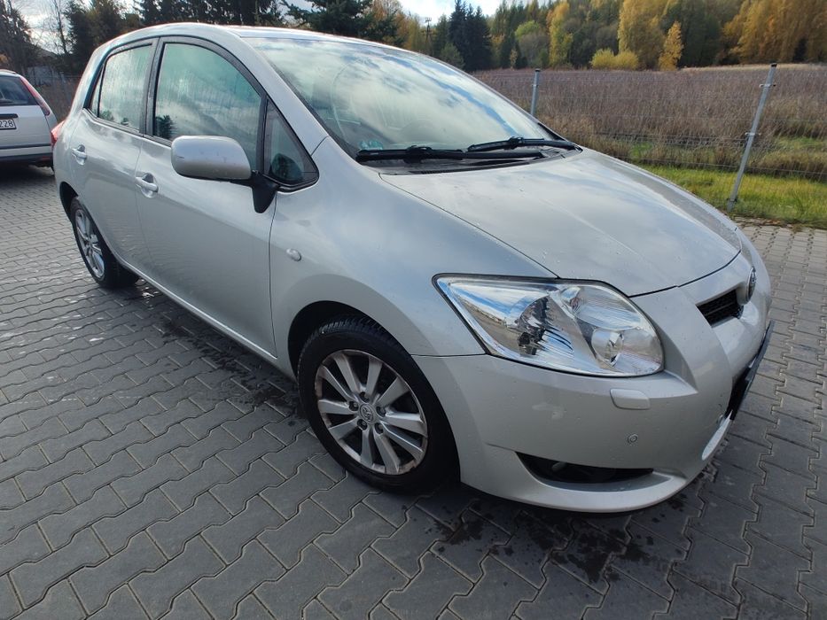Toyota Auris 1,6 Benzyna Automat