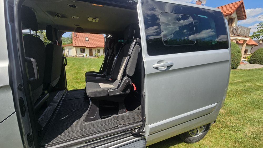 Ford Tourneo Custom bus 9 osobowy do wynajęcia