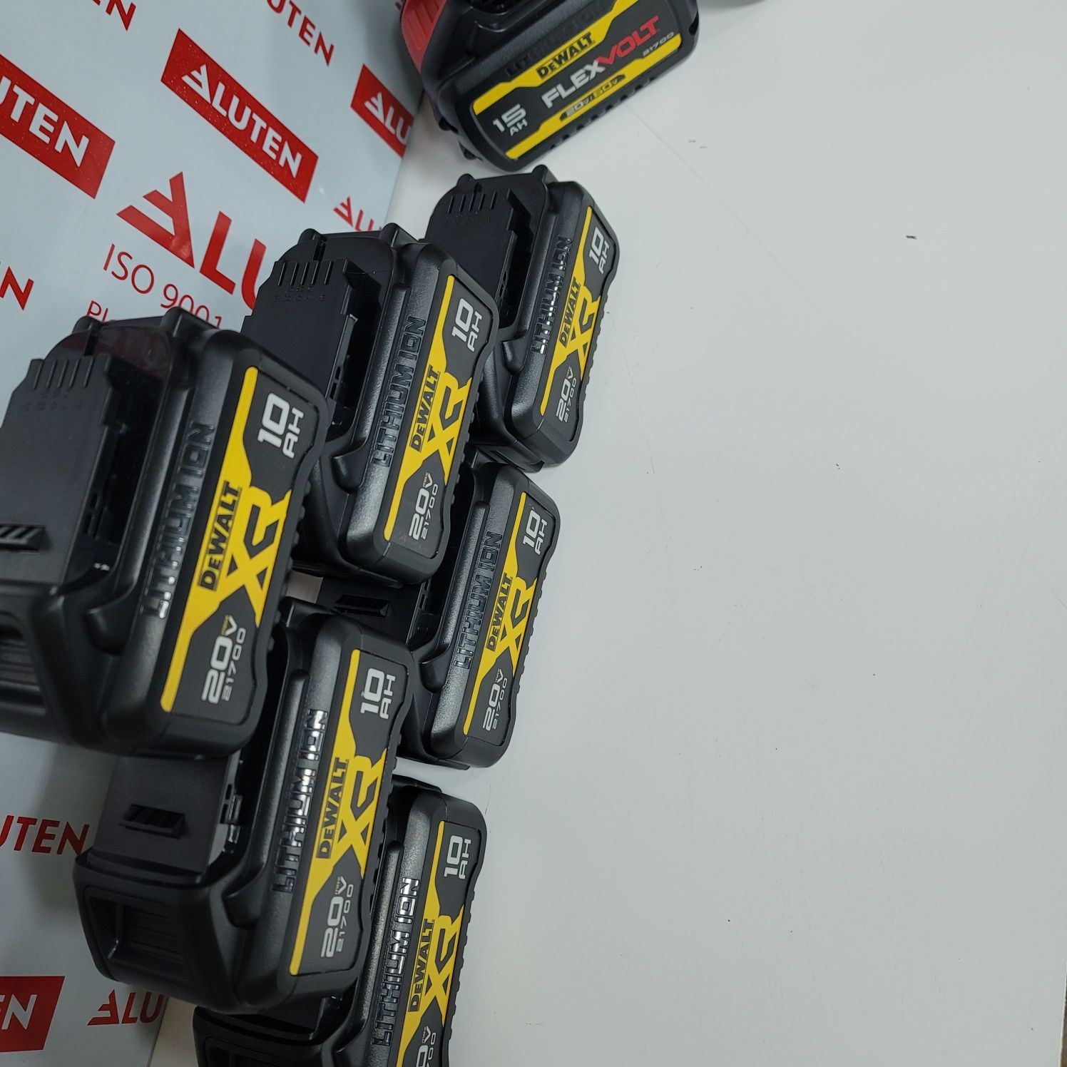 Dewalt 10Ah акумулятор батарея 20v/10Ah  аккумулятор деволт