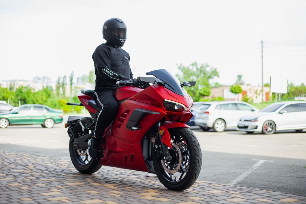 Електромотоцикл Electromoto Panigale. Ланцюг 3кВт