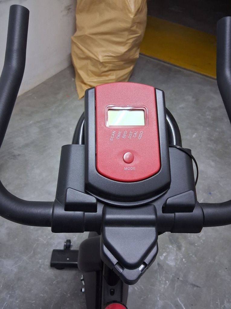 Bicicleta de Spinning Powerfit – Como nova + Garantia