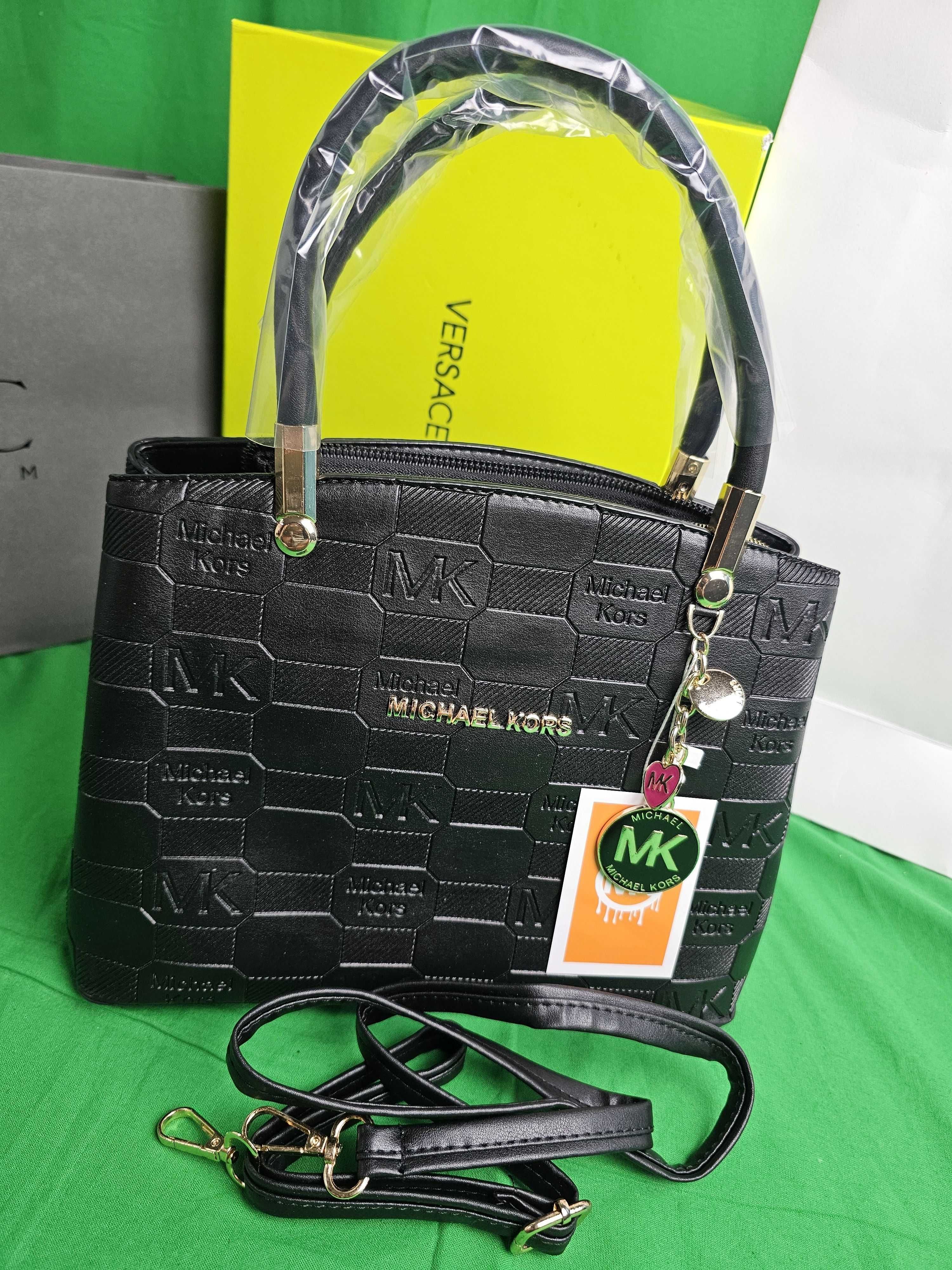 Torebka MK srednia Torba czarna Michael Kors z dlugimi raczkami pasek