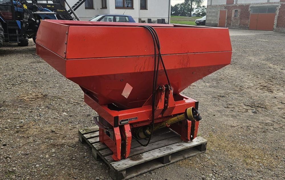 Rozsiewacz nawozów KUHN MDS 921 (Amazone, Rauch)