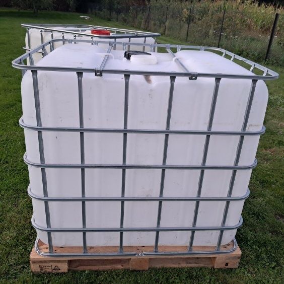 Mauzer. Zbiornik na wodę 1000l