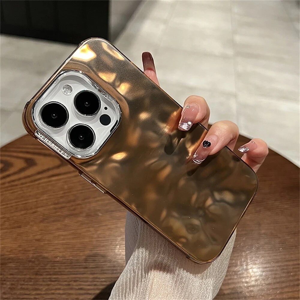 Чехол 3D золотой для iphone 15 pro