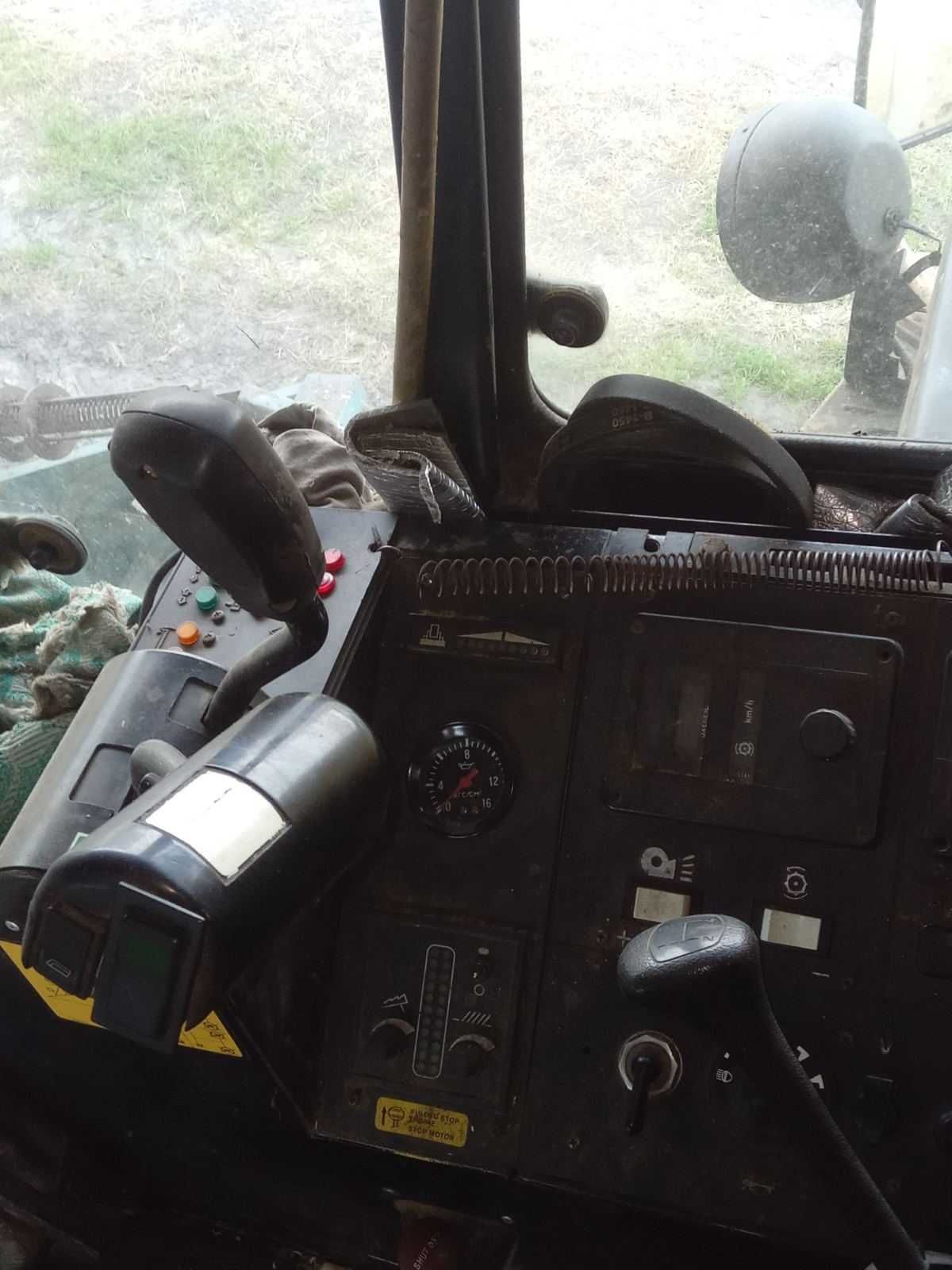 Комбайн New Holland TX36 hydro 6 ; не Claas John Deere