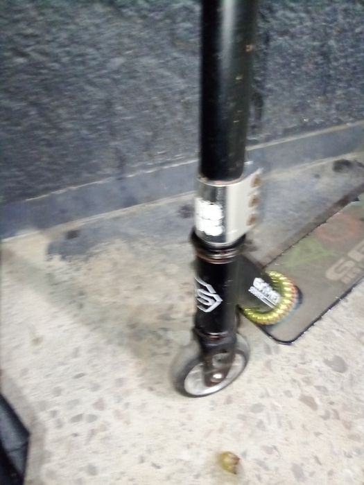 Трюковий самокат