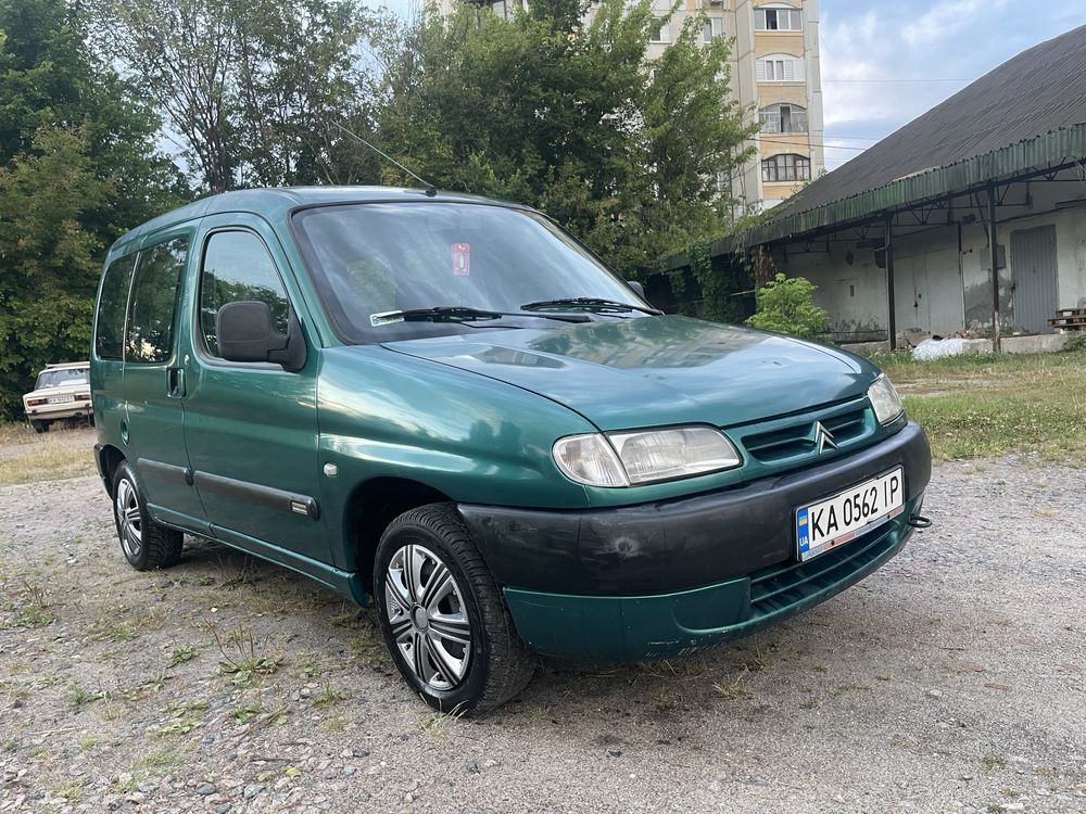 Продам Citroen Berlingo 2001г