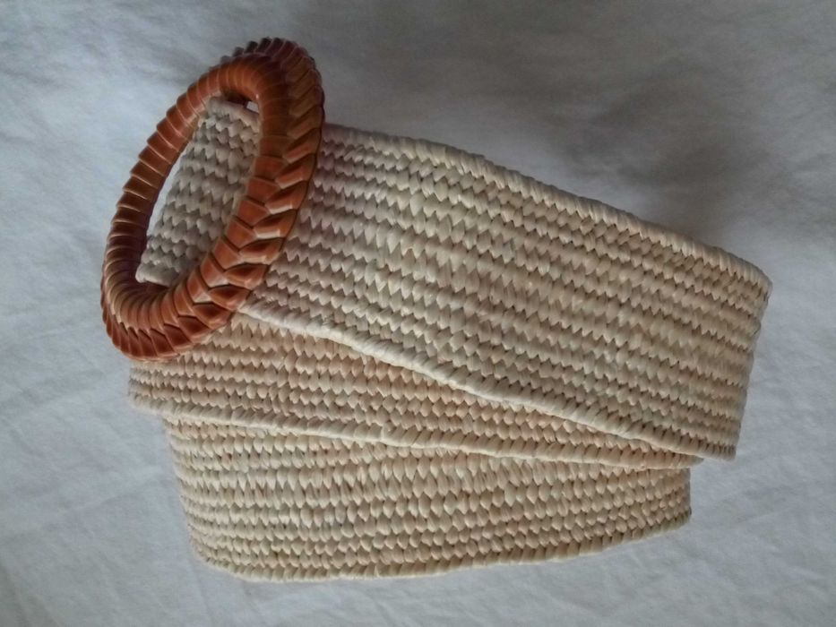 Pasek kremowy (sizal) z gumką