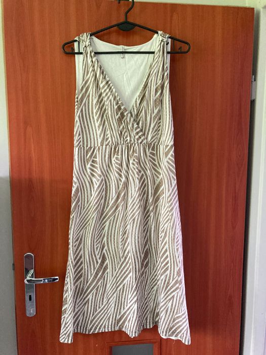 sukienka letnia bez rękawów M
