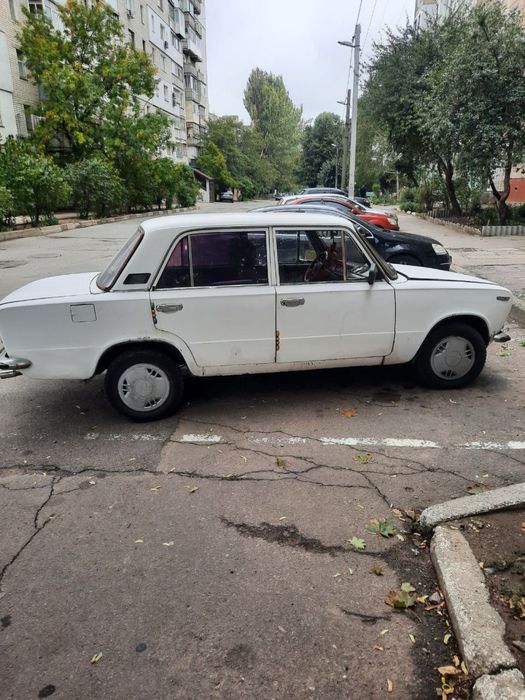 Продаю Ваз 21011