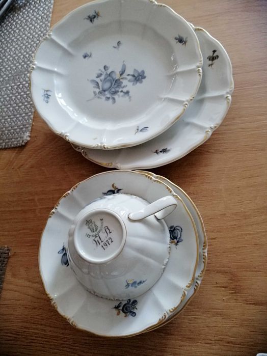 Chávena +2 pires+2 pratos doce porcelana alemã Nymphnenburg