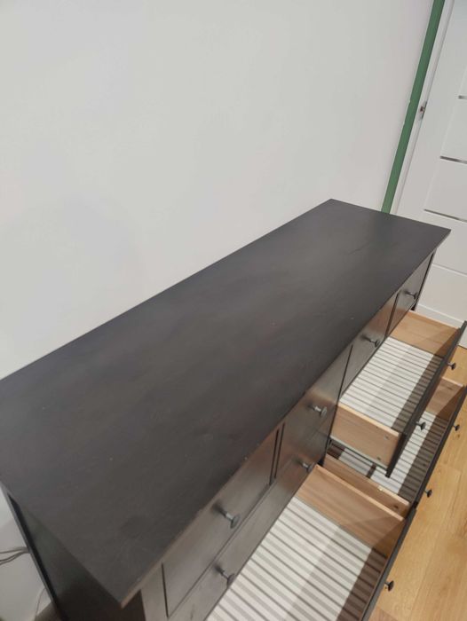 Komoda Hemnes IKEA czarnobrązowa +2 stoliki nocne Hemnes czarnobrązowe