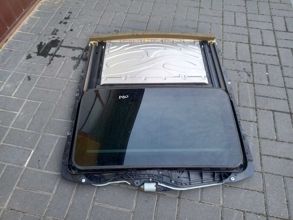 BMW E90 szyberdach szklany sedan