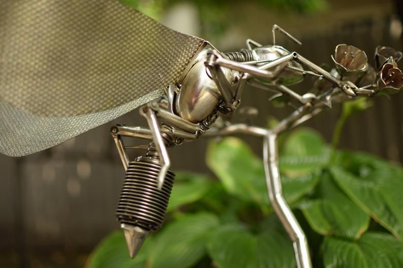 скульптура пчелы,осы в стиле стимпанк ручной работы из нержав. стали
