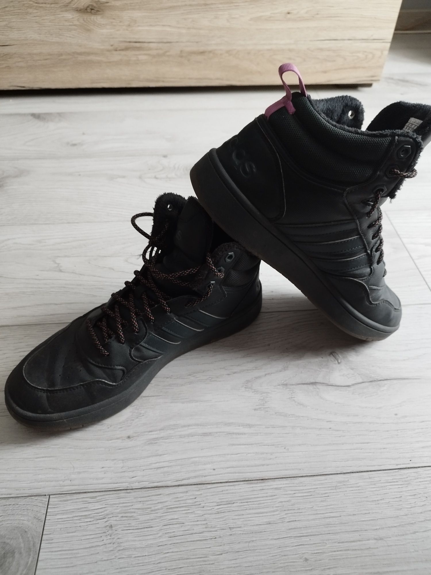 Buty adidas Hoops 3.0 Mid