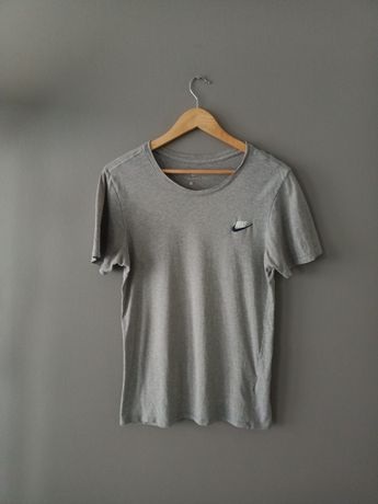 Szara Koszulka Nike