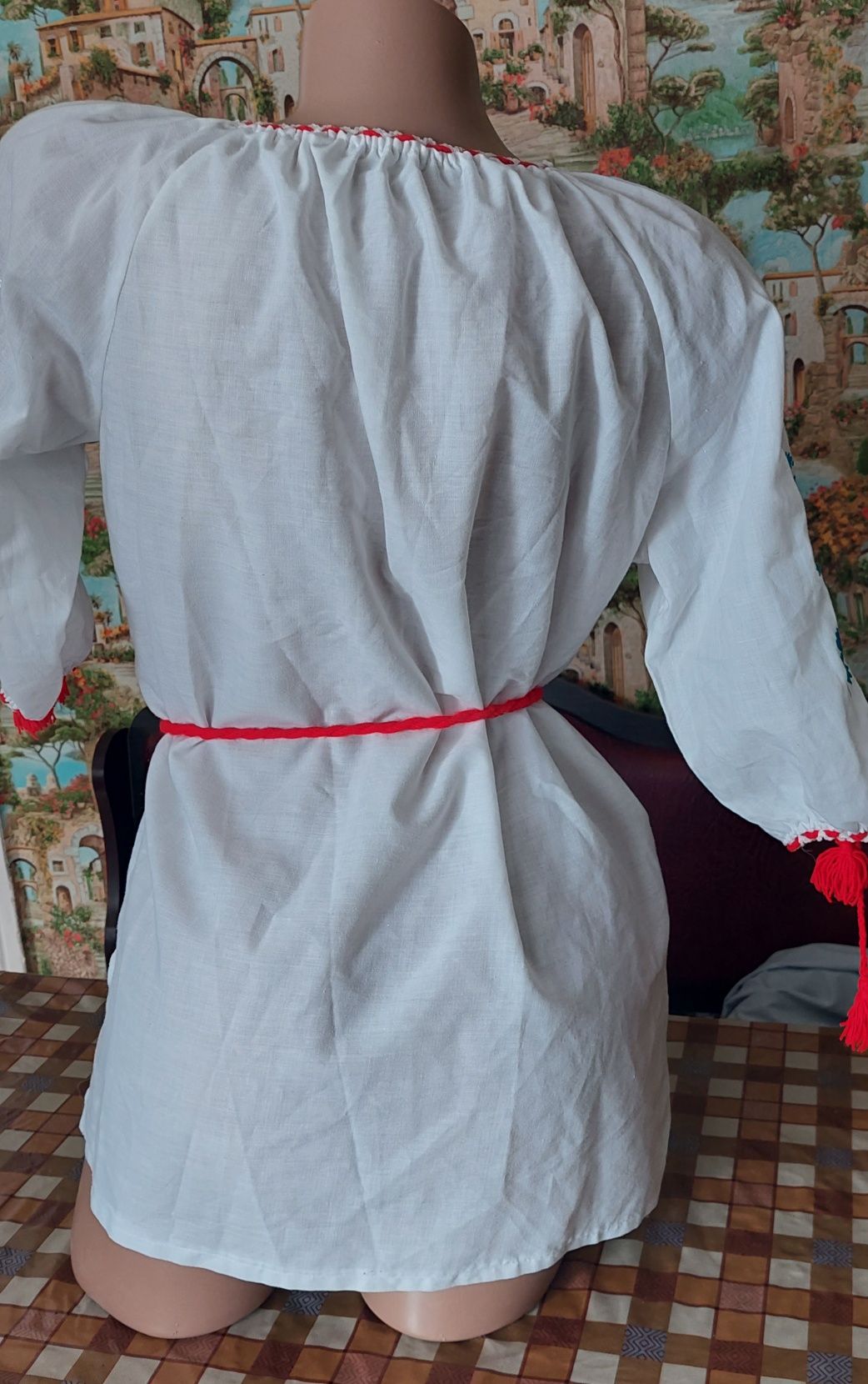 Блуза вышиванка 42- 44 и платье туника нарядная