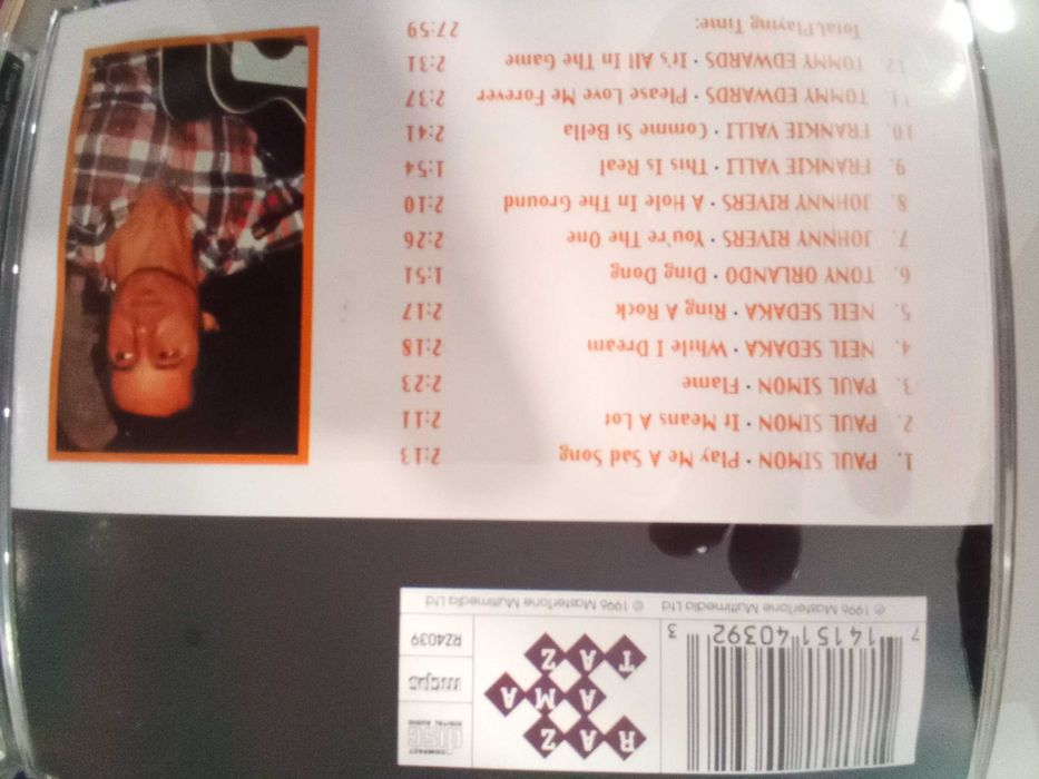 Conjunto de CDs originais.