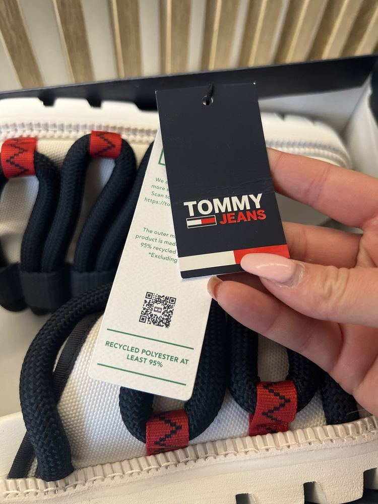 Nowe klapki Tommy Jeans duży rozmiar