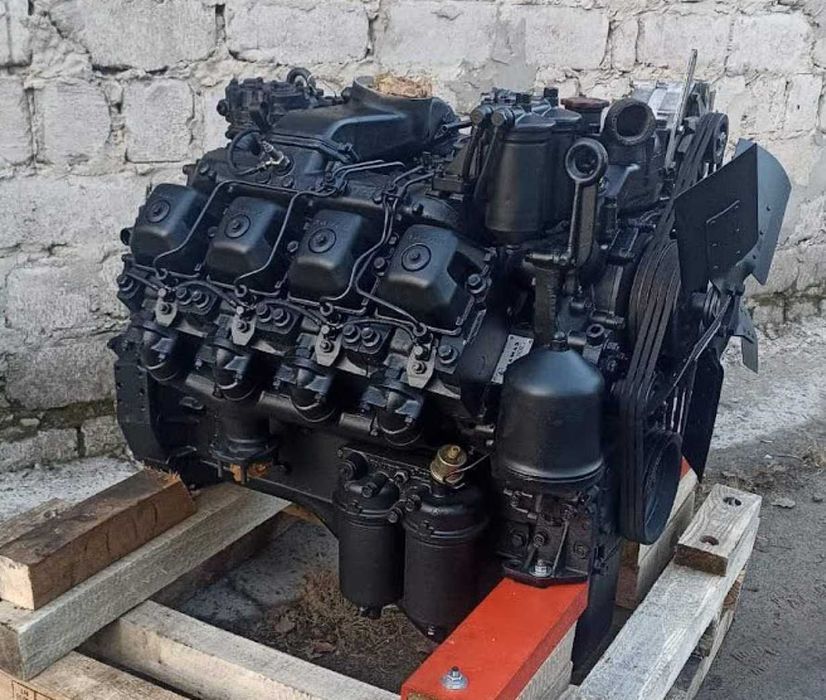 Потужний V-подібний дизель КамАЗ-740.10 (210-220 к.с.)