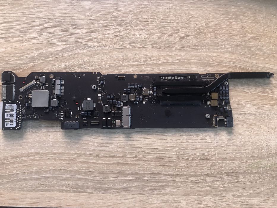 Płyta MacBook Air A1466