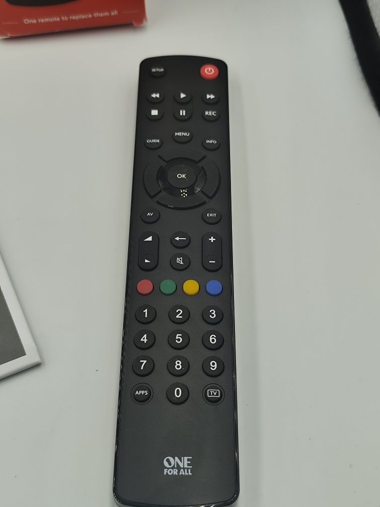 NOWY Pilot uniwersalny One for All do wszystkich telewizorów URC1210