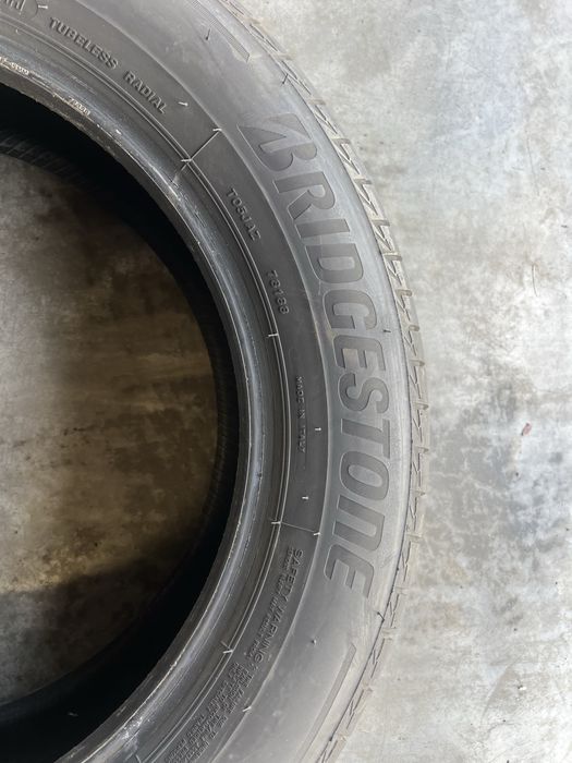 Opony letnie Bridgestone 215/60/17 demo 2023 rok