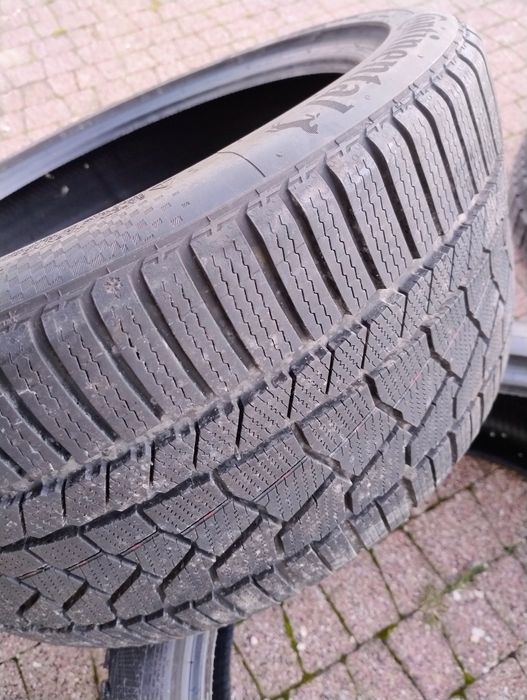 Opony zimowe runflat Continental 20 cali 2x275/35 2x245/40