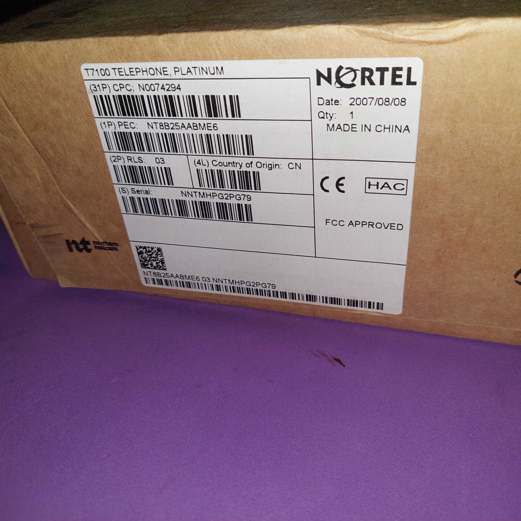 Телефони офісні,  Nortel та Loewe Alfatel, факс Panasonic FT932