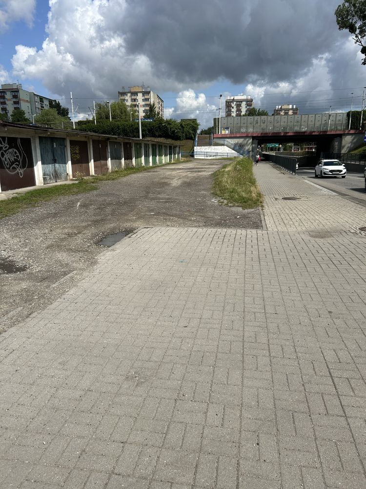 Garaż w Opolu ul Wojska Polskiego