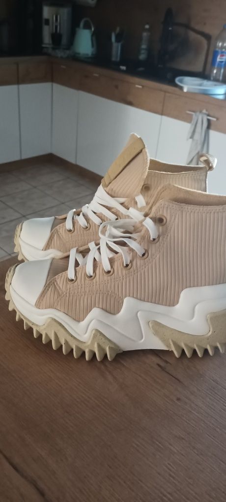 Converse nowe model niedostępny w Polsce