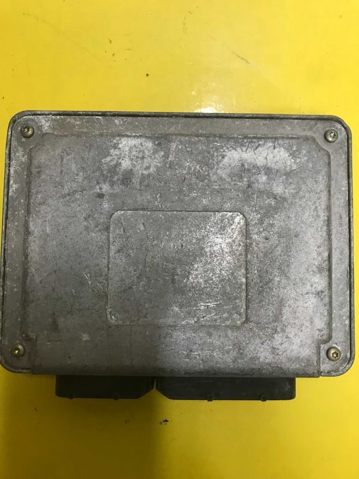 Блок управління двигуном Volkswagen Polo 36906034 6160068106