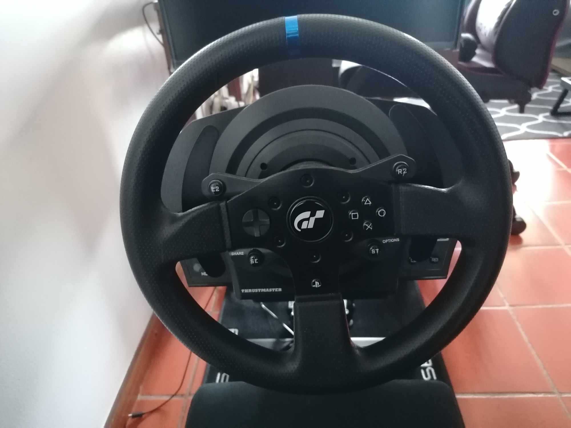 Volante Thrustmaster T300 RS GT Edition