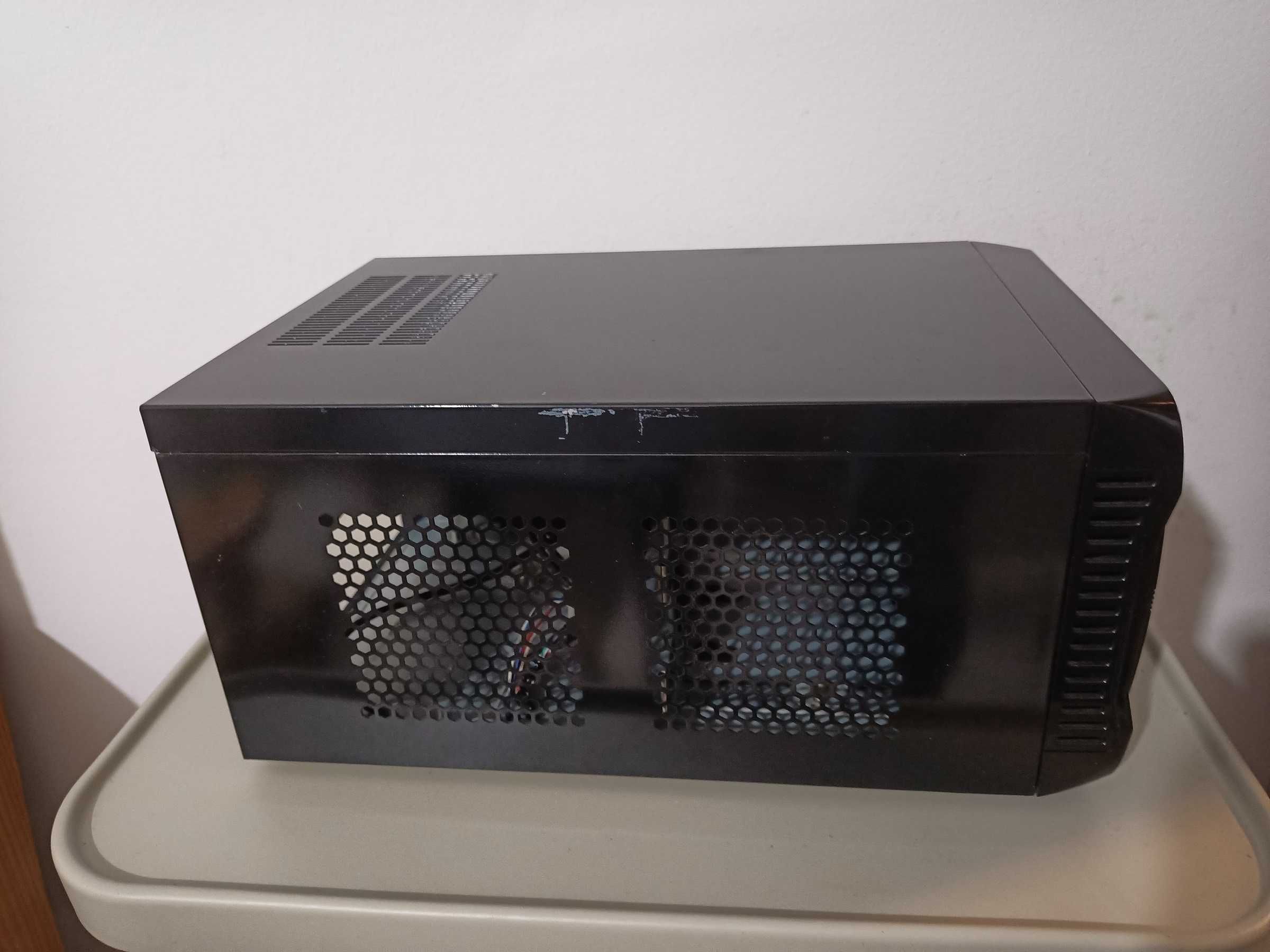 Caixa Desktop Mini ITX, com fonte 400W