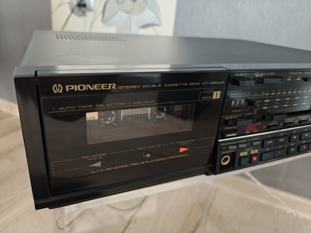 Magnetofon kasetowy Pioneer CT-1380WR wysoki model 6,5kg waży
