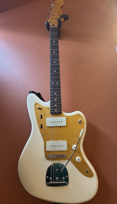 Guitarra Squier J Mascis Jazzmaster