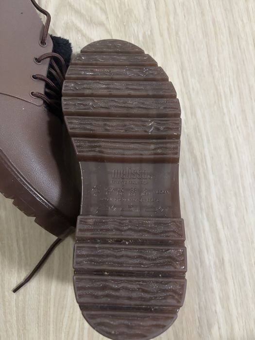 Bota Melissa nova impecavel