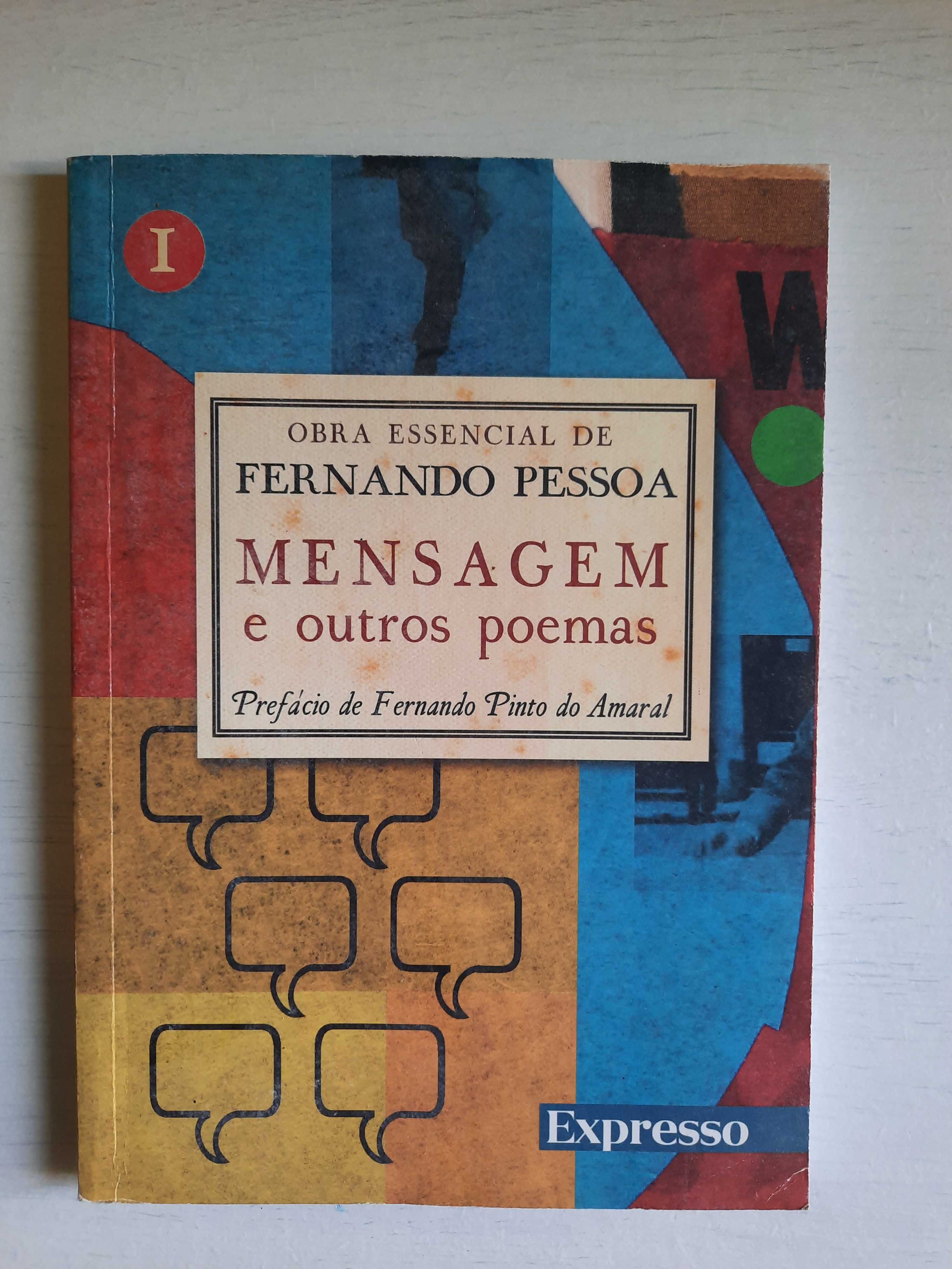 Livros de José Saramago e Fernando Pessoa (Memorial do Convento)