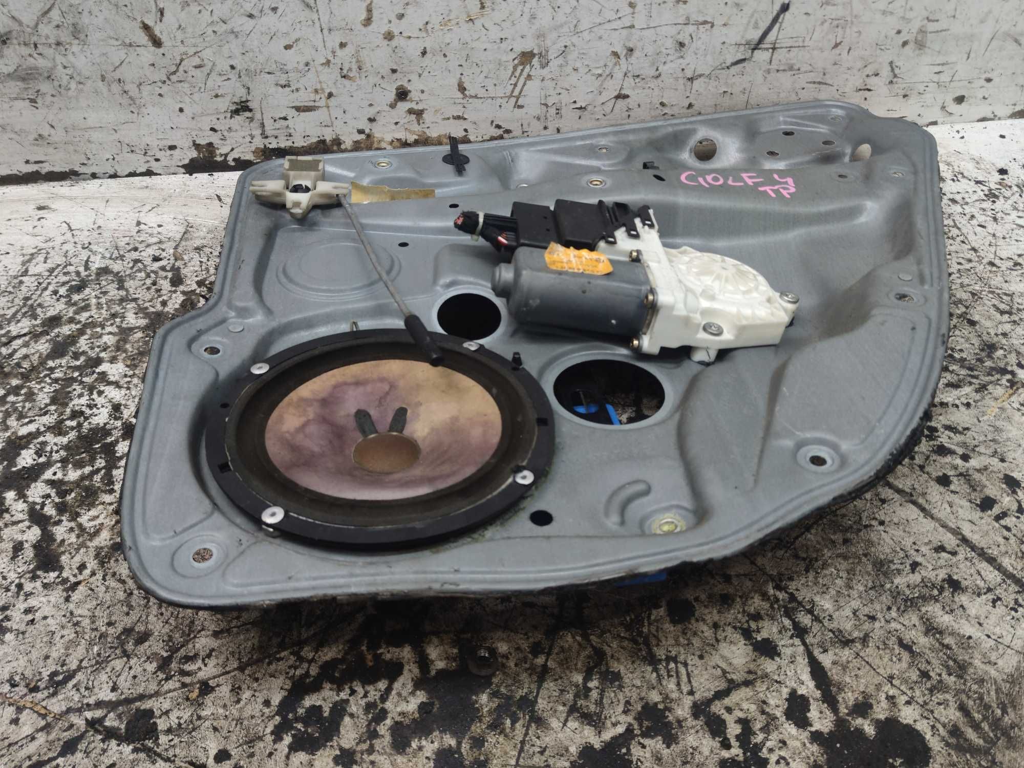 VW Golf IV Bora Mechanizm Podnośnik Szyby Prawej Tylnej Prawy Tył