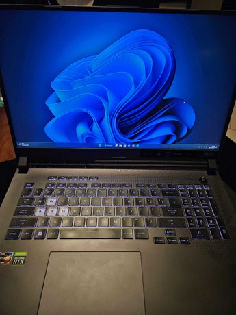 Laptop gamingowy ASUS ROG Strix G17 R7-6800H/16GB/1TB RTX3070Ti 240Hz