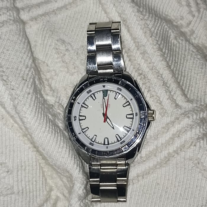 Relógio SCP a Pilhas oficial e a funcionar muito bem