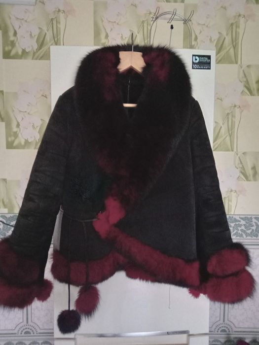 Продаю Полушубок -дубленка б/у р-р 48-52 замша