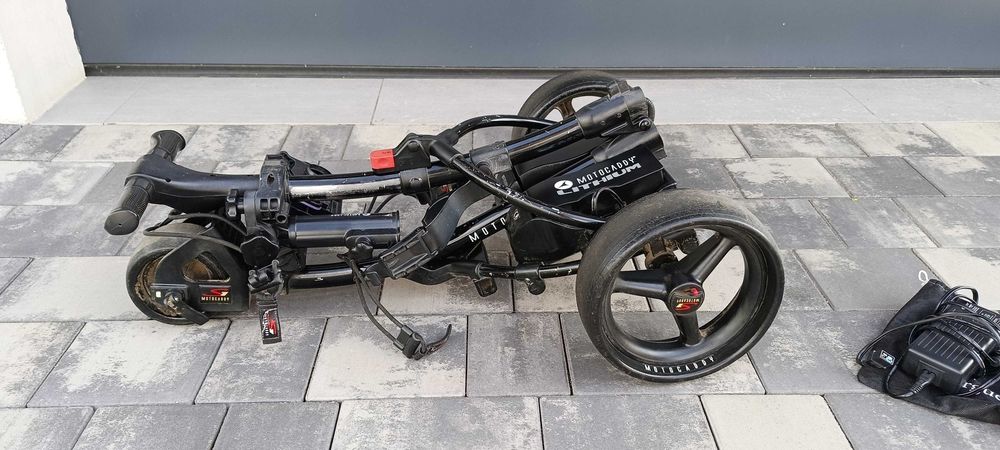 MotoCaddy S1 wózek golfowy elektryczny z baterią i ładowarką do golfa