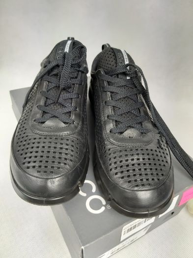 Półbuty czarne skórzane ECCO sneakersy 40 ECCO intrinsic 1