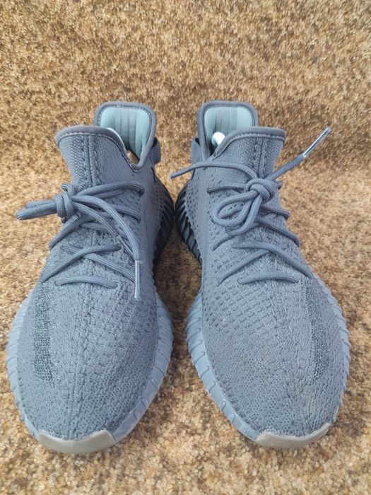 Кросівки оригінал Adidas Yeezy Boost 42 розмір.