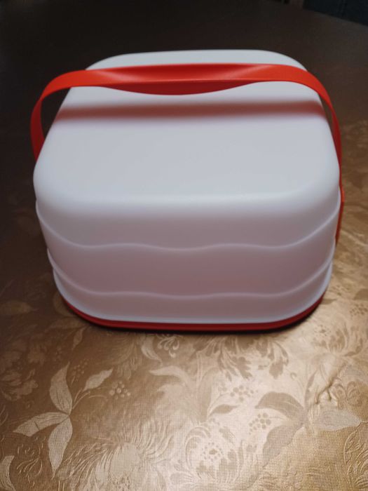 Caixa da Tupperware para transportar bolos com pega - NOVA