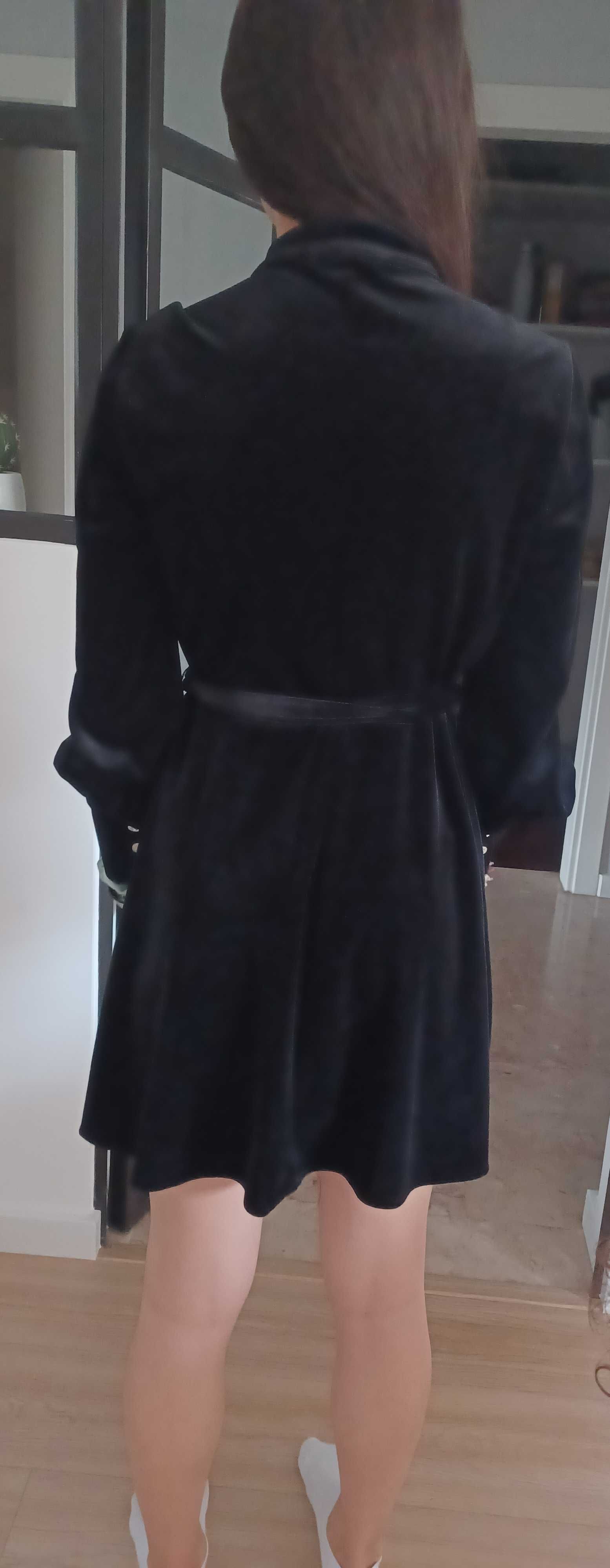 Vestido Preto com botões prateados - Zara - XS